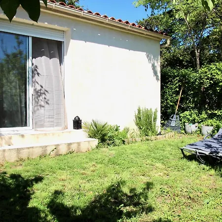 Holiday home La Maison Du Cerisier